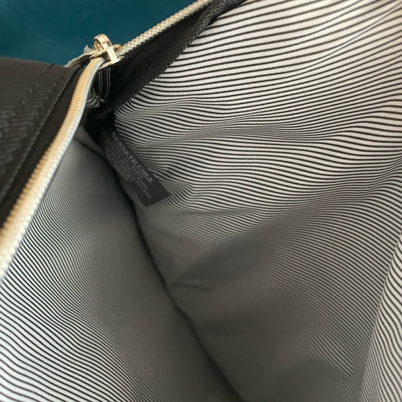 Kenneth Cole Reaction backpack - Picture 10 of 11